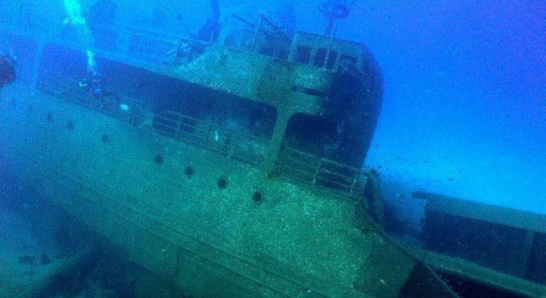 barco hundido
